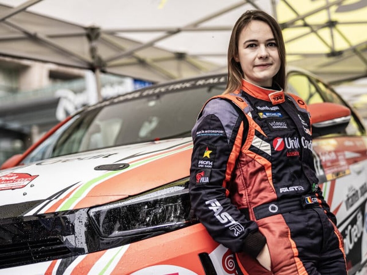 Pilotul de raliu Cristiana Oprea aduce la start, singura mașină electrică de raliu, din România