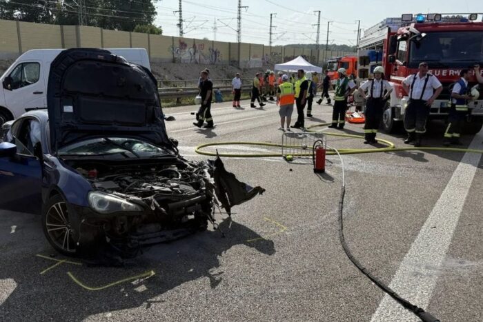 anvelopa explodat calduri extreme sofer aruncat masina autostrada germania e1750066606175