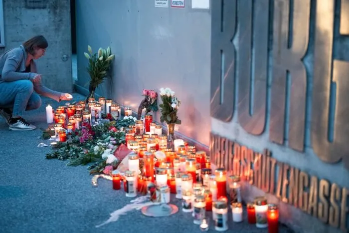atac-armat-graz-loc-comemorare-victime-e1749619010303.jpg