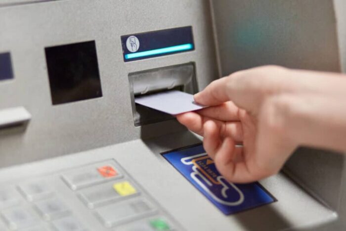 atm bancomat banca banci card e1693342609258 1024x576