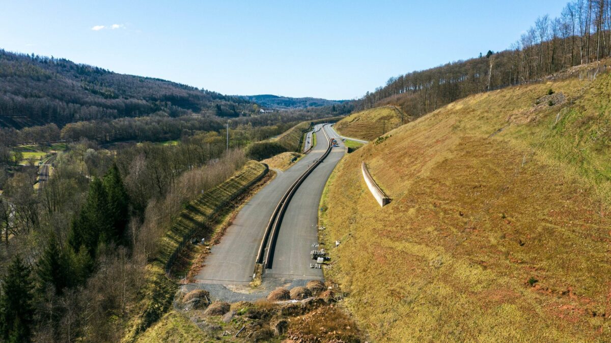 Cât a costat cea mai scumpă autostradă din lume, din Germania? autrostrada a44 germania nefinalizata scaled
