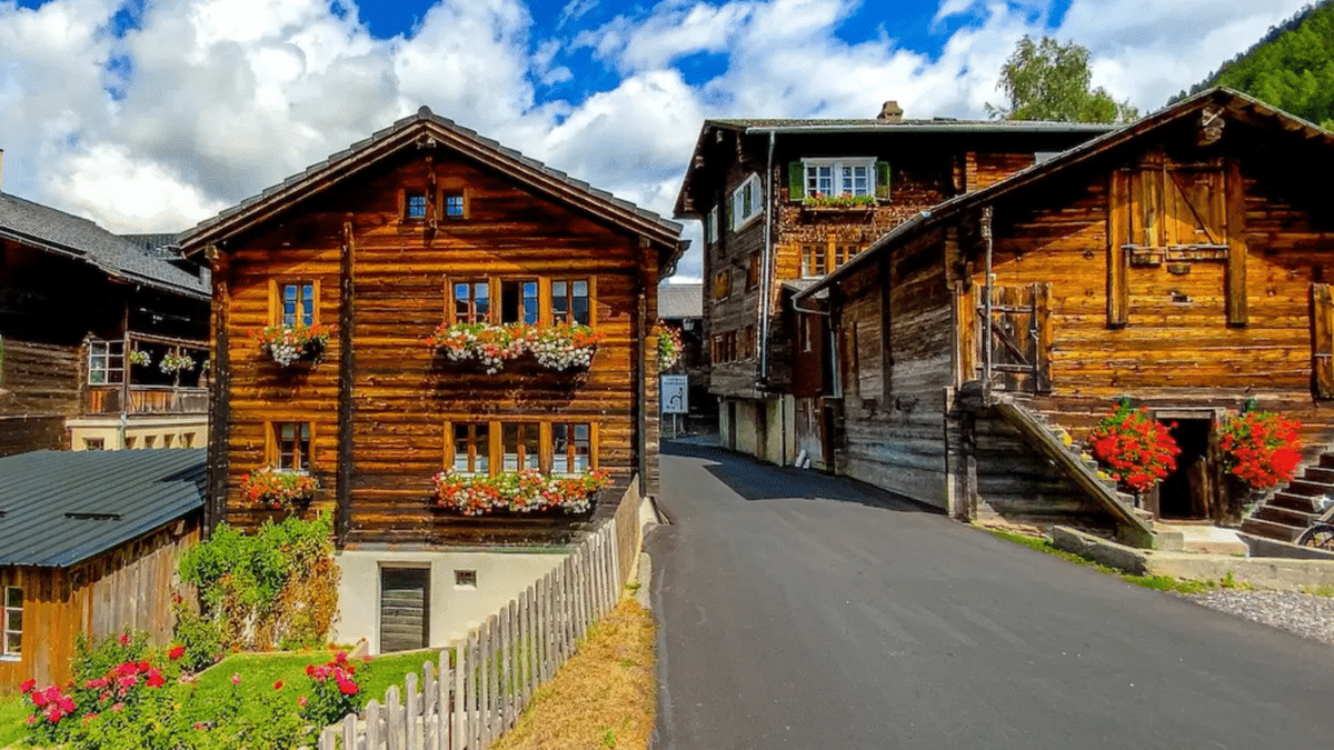 cantonul-valais-preferat-de-oligarhiii-rusi-foto-switzerlandinsider-com-1024x579.png