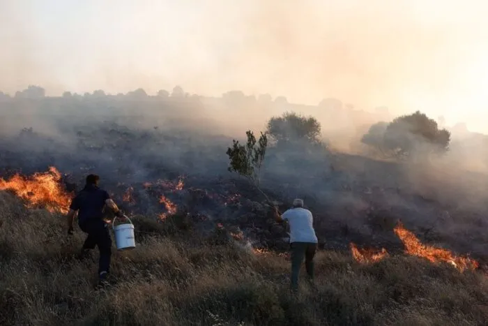 incendiu-vegetatie-chios-grecia-iunie-2025-e1750916988482.jpg