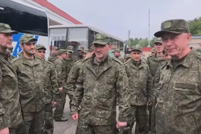 militari-rusi-schimb.jpg