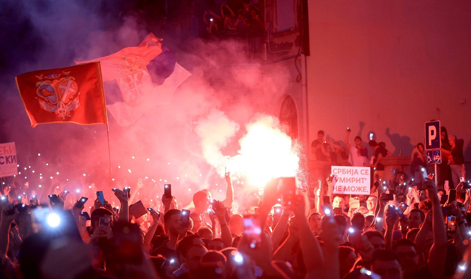 Vucic sfidează protestele de masă din Serbia: „Nu voi ceda, nu negociez cu teroriștii”