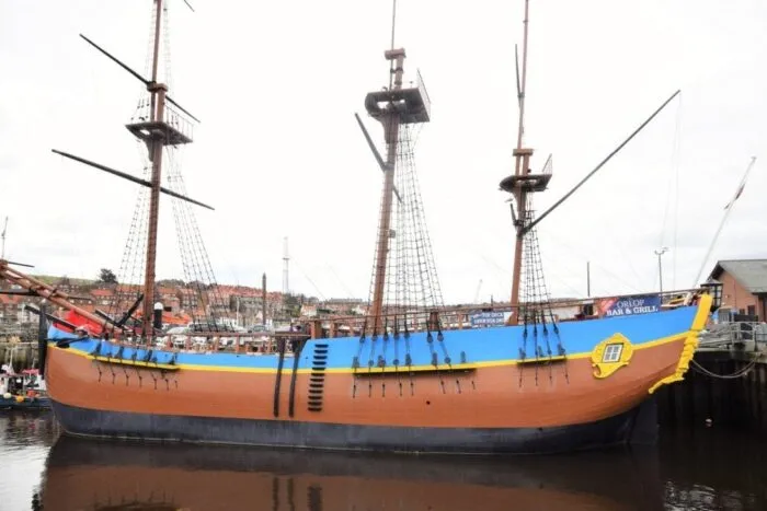 o-replica-a-navei-endeavour-e1750089894302.jpg