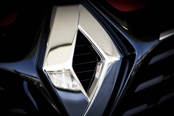 sigla renault imagine cu caracter ilustrativ foto hepta scaled e1749399742231