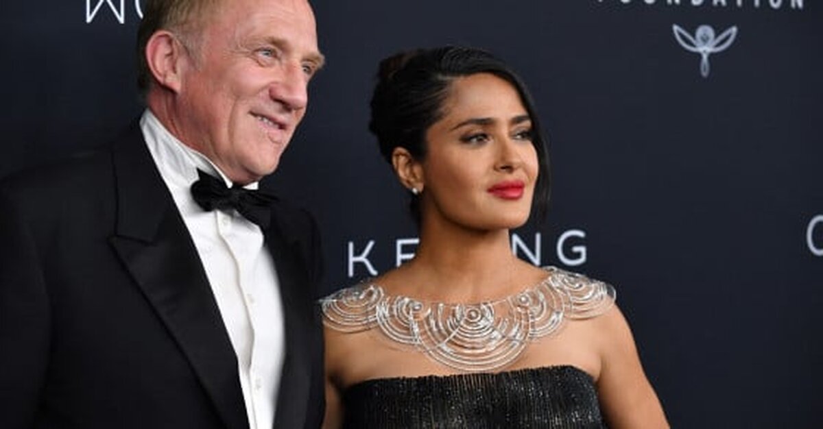 De ce a lipsit Salma Hayek de la nunta lui Jeff Bezos?