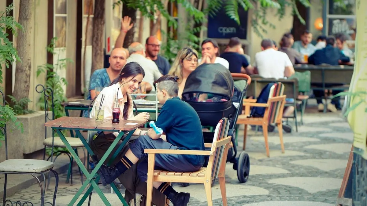 al-fresco-6314461_1280.jpg