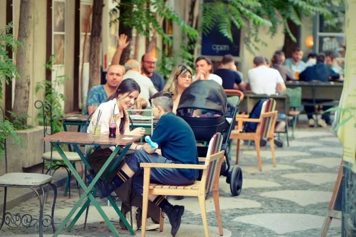 al-fresco-6314461_1280.jpg