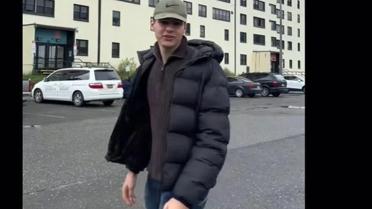 c2g9M2IwODhhZjY0ODAzMzZmMGZkZGEyNDJlNjA2MjQ3ODI.thumb_.jpg