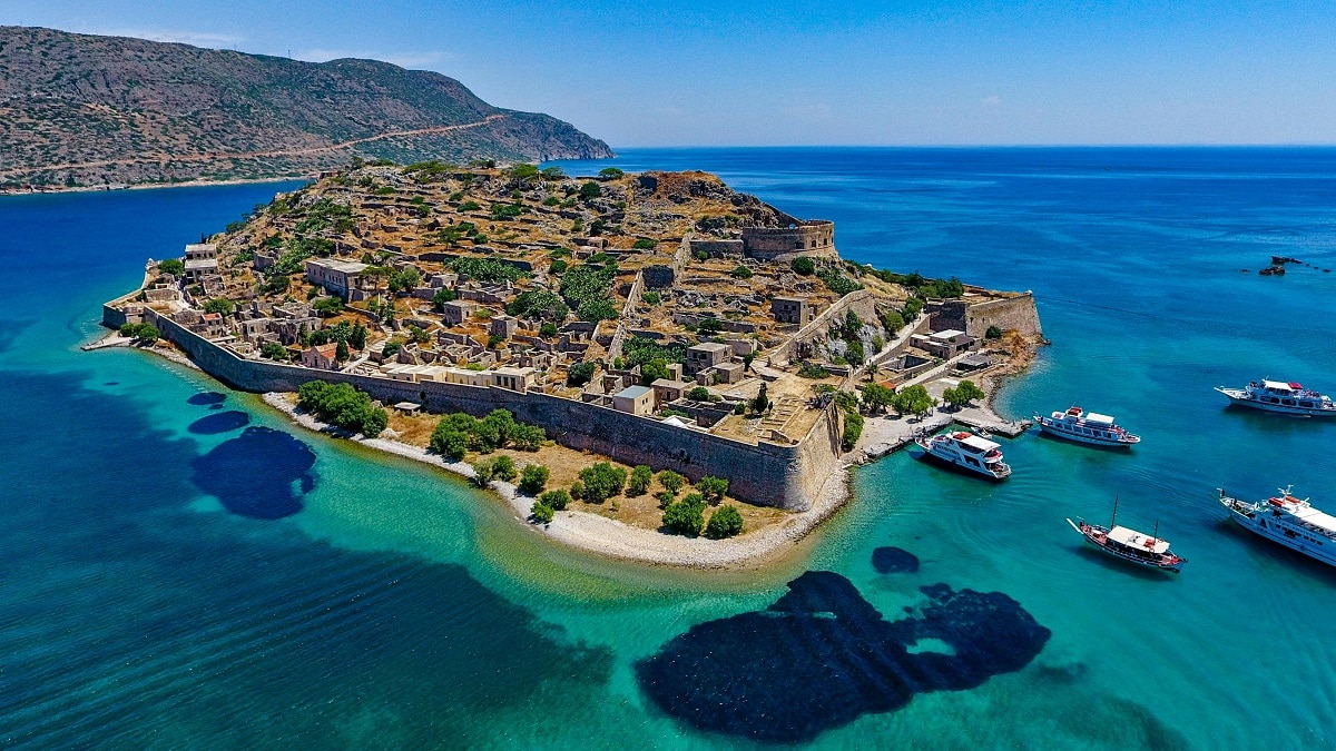 charter creta 2