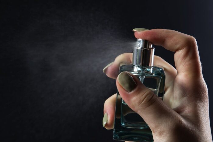 eau de toilette 6399434 1280