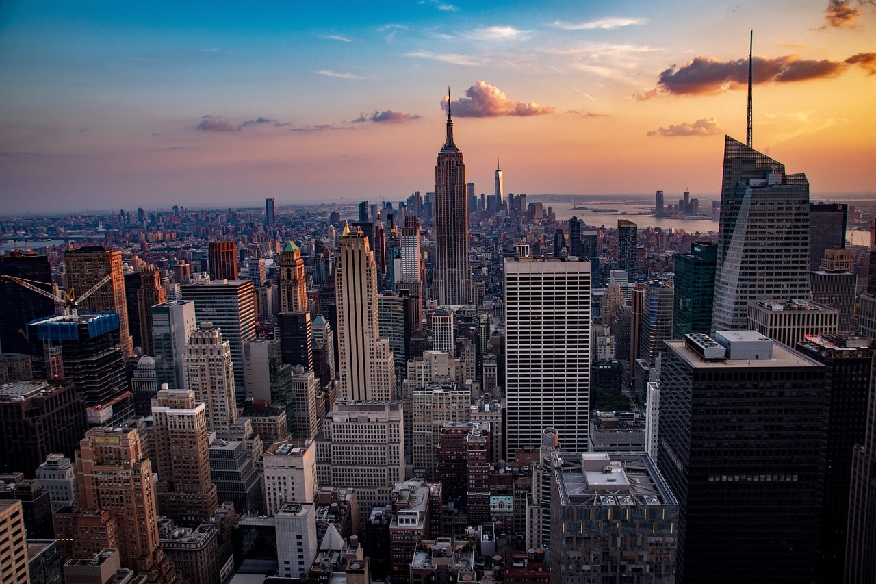 În New York, sunt inundații devastatoare pe străzi