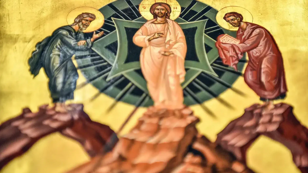 Transformarea Divină a Domnului în sărbătoarea Schimbarea la Faţă Schimbarea la Fata.jpg.webp