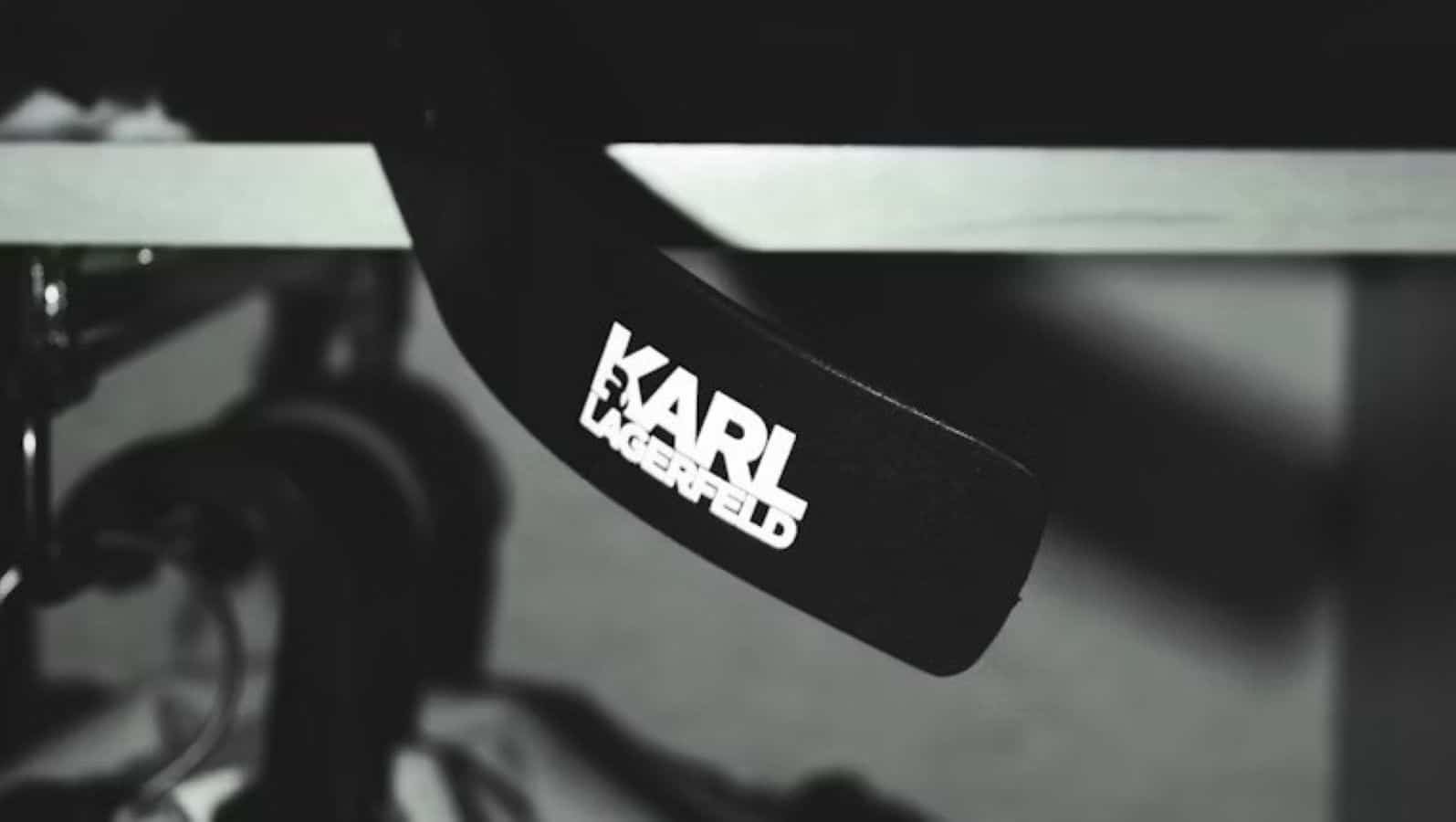 Karl Lagerfeld a reuşit cu un stil rafinat, inovație creativă și impact cultural, revoluţionând moda contemporană