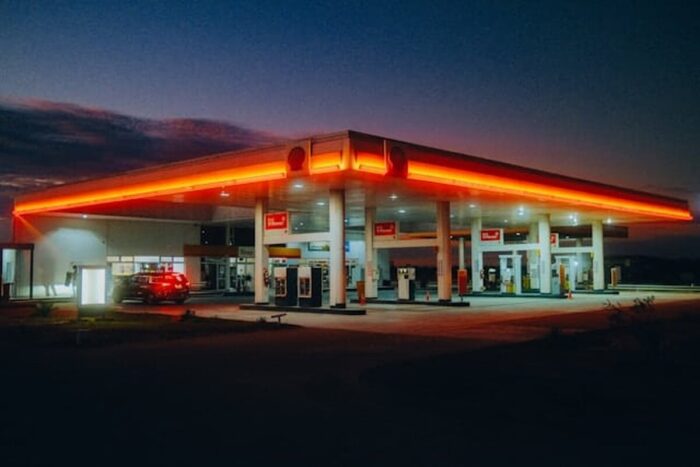 OPEC+ își extinde producția de petrol, transformând piața globală ryan ancill YU0 bT13X9w unsplash