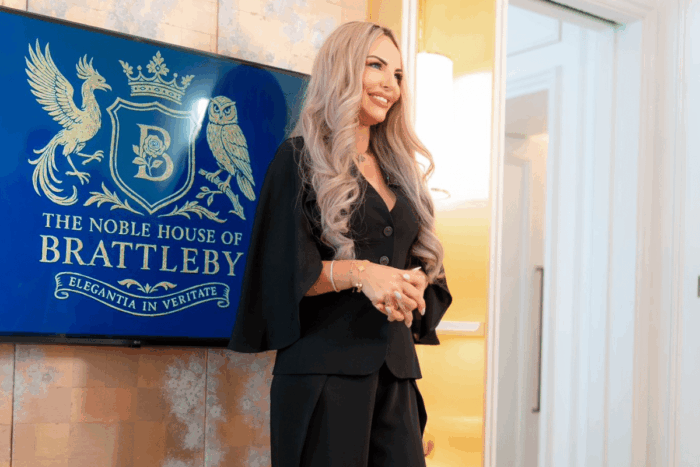 Eleganţă fără precedent: Baronesa de Brattleby anunţă la Bucureşti lansarea unui club de etichetă exclusivist 1 1