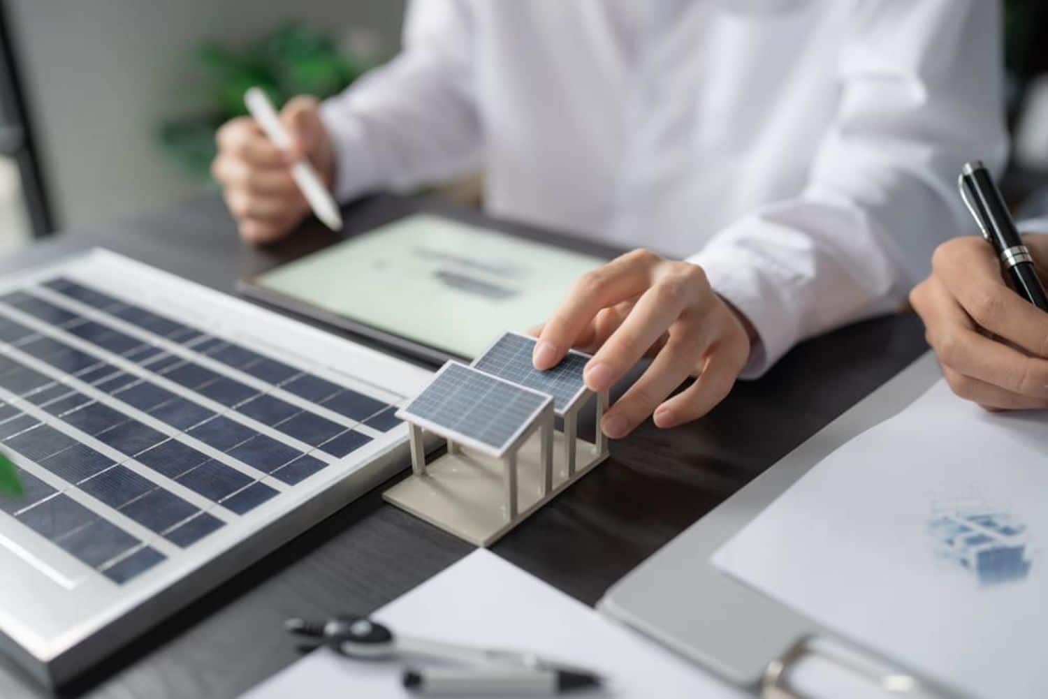 Recuperarea investiției într-un sistem fotovoltaic pentru afacerea ta – cât de repede se întâmplă?