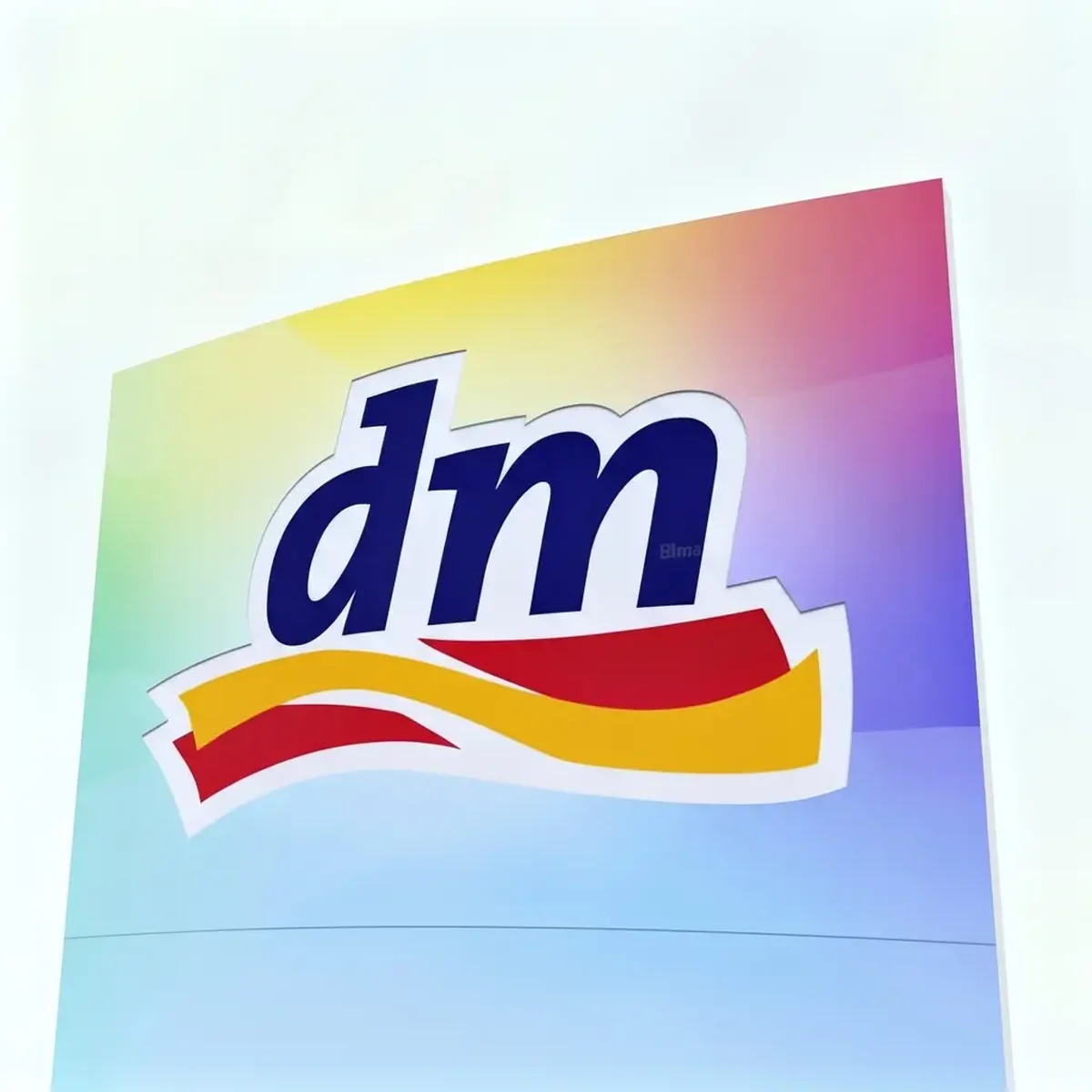 dm va instala case self-service în toate magazinele până în 2027