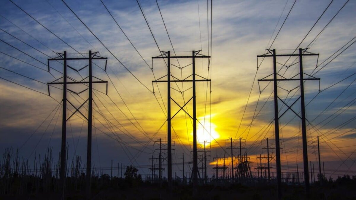 Ce spune ministrul Bogdan Ivan despre plafonarea preţului energiei?