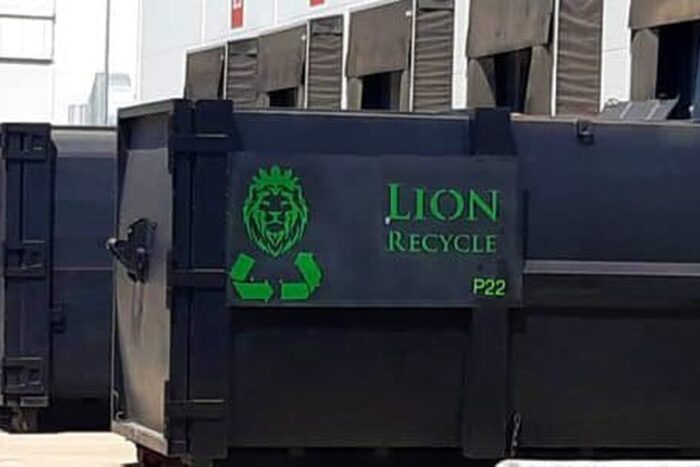 inchiriere prescontainer deseuri plastic