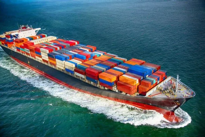 Transportul-maritim-intre-factor-influent-pentru-evolutia-economica-globala-si-arma-de-distrugere-le.jpeg