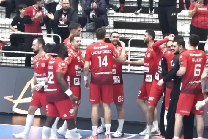 Dinamo București învinge Nantes în finalul unui meci dramatic dinamo rastoarna scorul pe final intr un meci tensionat cu nantes.webp