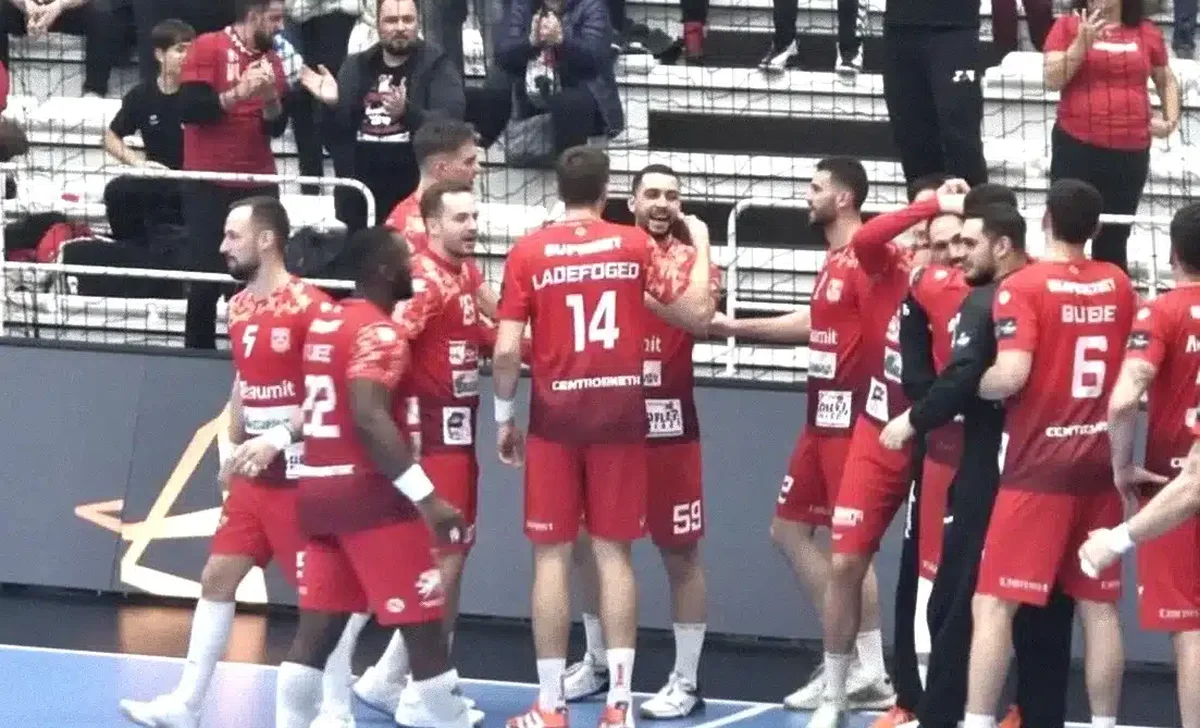 Dinamo București învinge Nantes în finalul unui meci dramatic