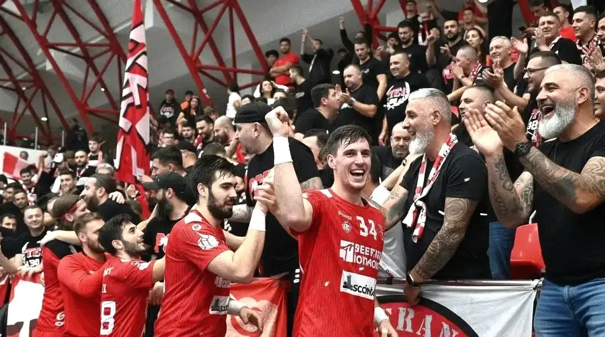 dinamo se confrunta cu o absenta importanta inaintea duelului decisiv din liga campionilor.webp