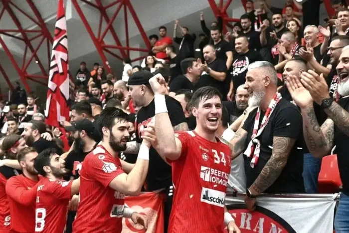 Dinamo pierde un jucător cheie înaintea meciului crucial din Liga Campionilor dinamo se confrunta cu o absenta importanta inaintea duelului decisiv din liga campionilor.webp