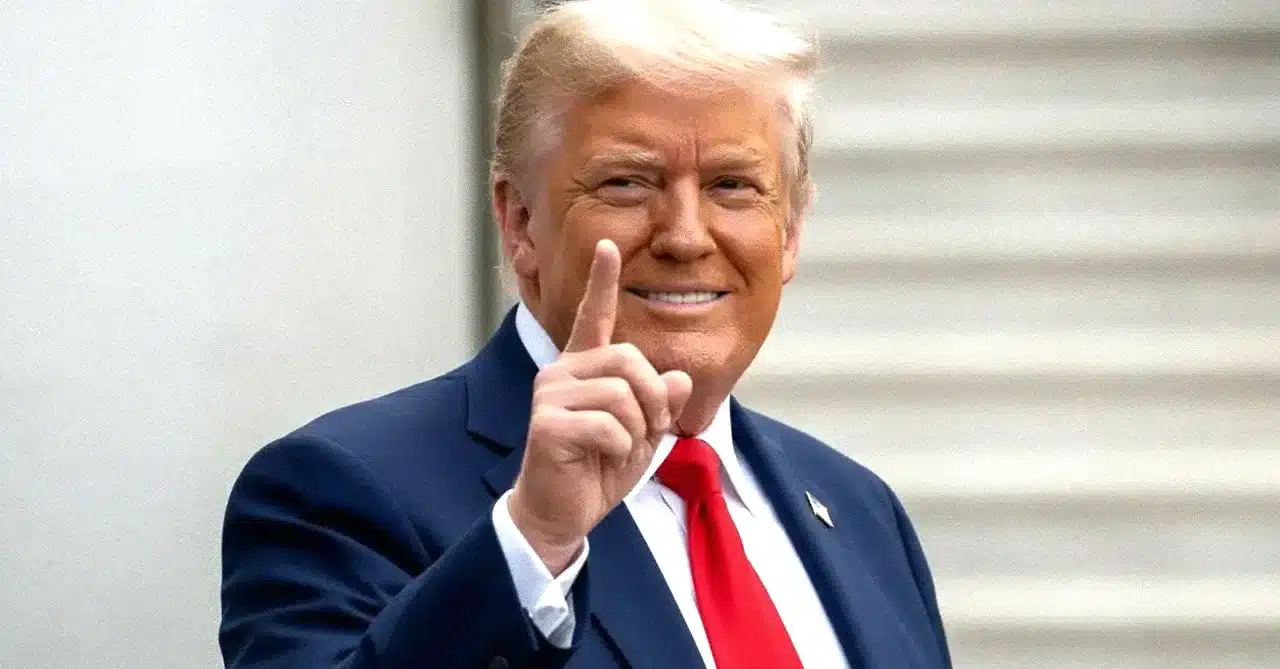 Donald Trump: O întâlnire cu Vladimir Putin și Volodimir Zelenski va fi posibilă doar după ce punctele de compromis sunt clar stabilite