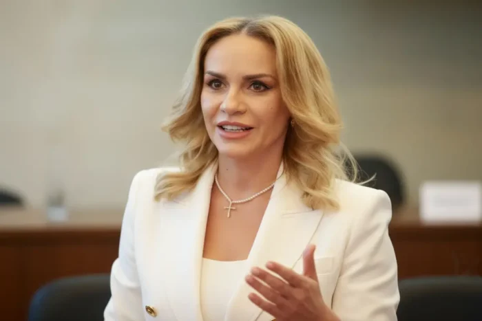 gestul neasteptat al gabrielei firea la ceremonia catedralei nationale starneste reactii.webp