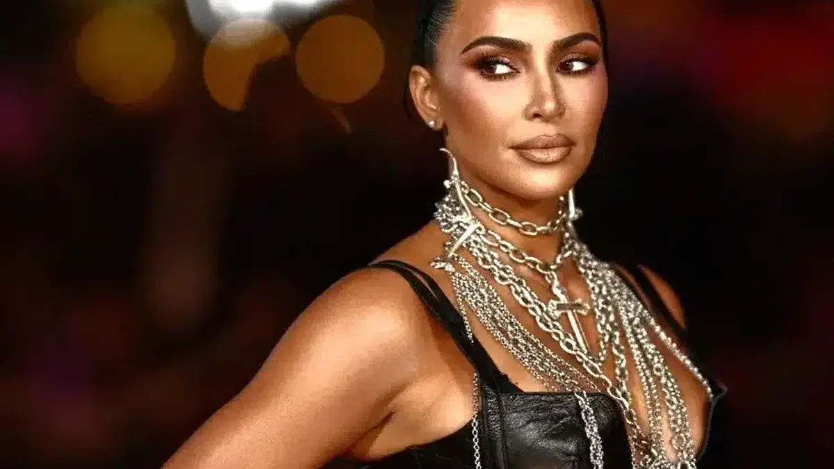 Kim Kardashian și surpriza neașteptată de la examenul de avocatură kim kardashian si surpriza neasteptata de la examenul de avocatura.webp