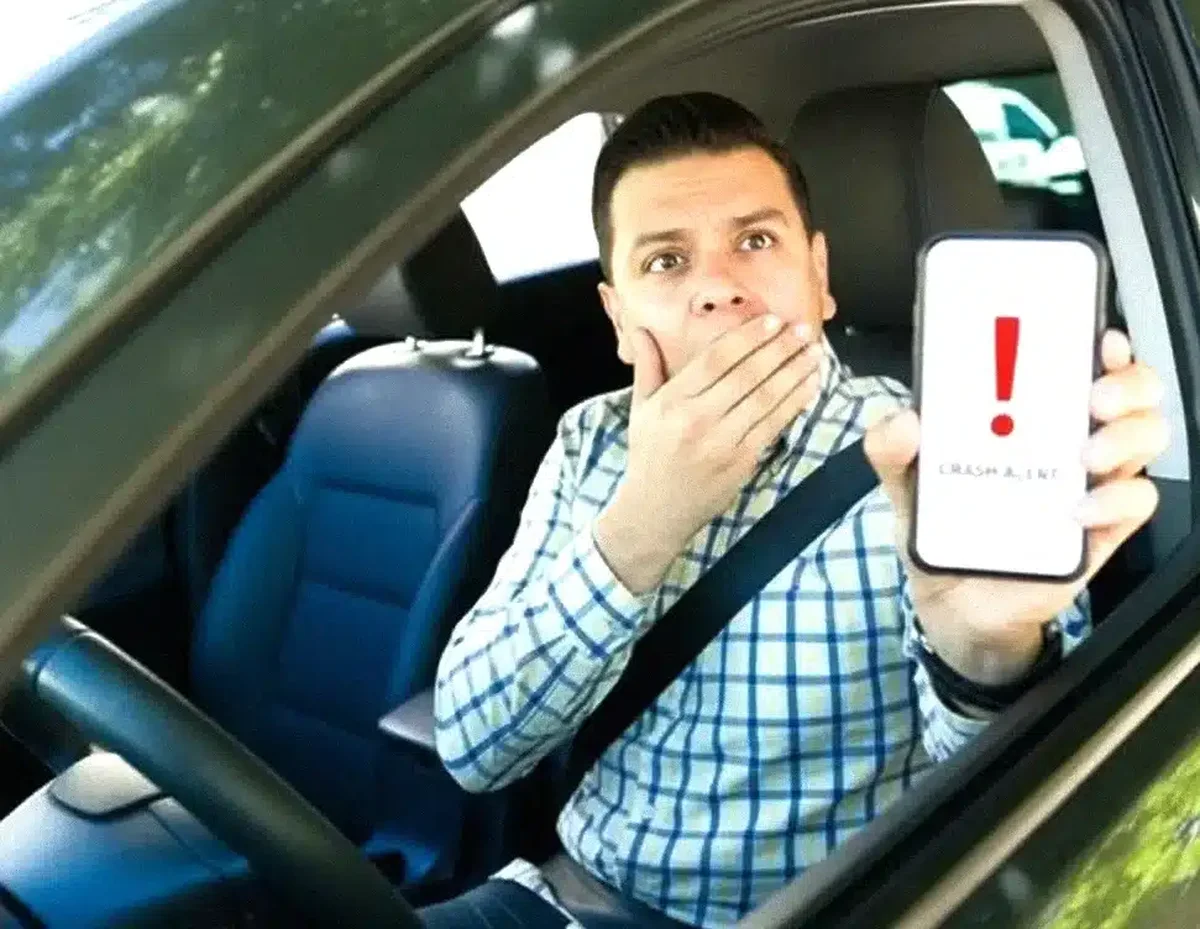 Mii de șoferi britanici vizați de o nouă capcană online care poate schimba totul