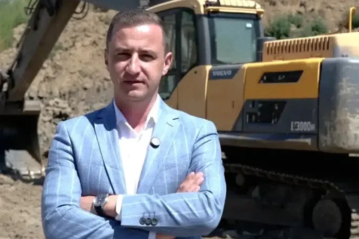 Mai multe proiecte importante din Timiș sunt oprite din cauza sistării finanţării proiecte importante din timis raman neterminate dupa o decizie neasteptata.webp