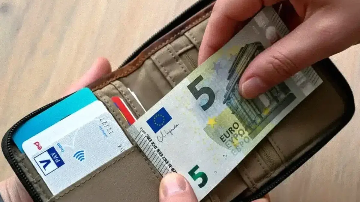 surpriza pe piata valutara schimbari neasteptate la principalele monede.webp