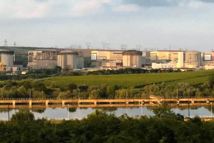 Modernizarea Unității 1 a centralei nucleare de la Cernavodă îi prelungeşte viaţa cu 30 de ani un proiect de miliarde la cernavoda pregateste o schimbare majora pentru energia romaniei.webp