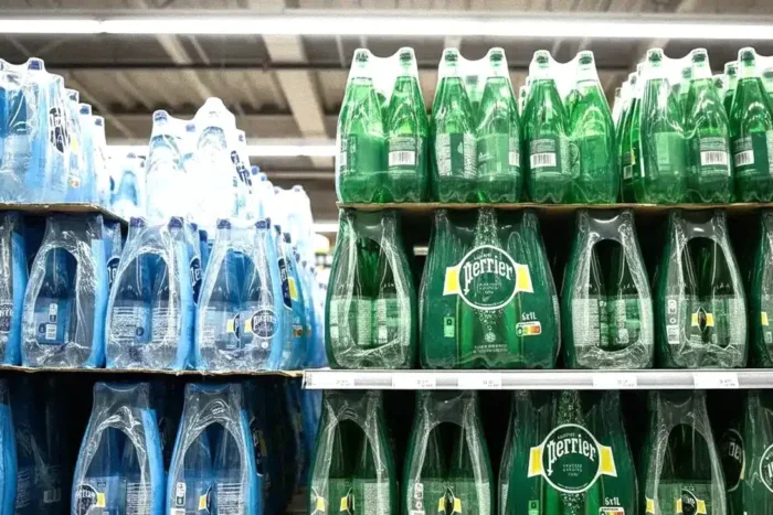 În Franţa, un verdict în favoarea Nestle, schimbă cursul scandalului Perrier un verdict neasteptat schimba cursul scandalului perrier.webp