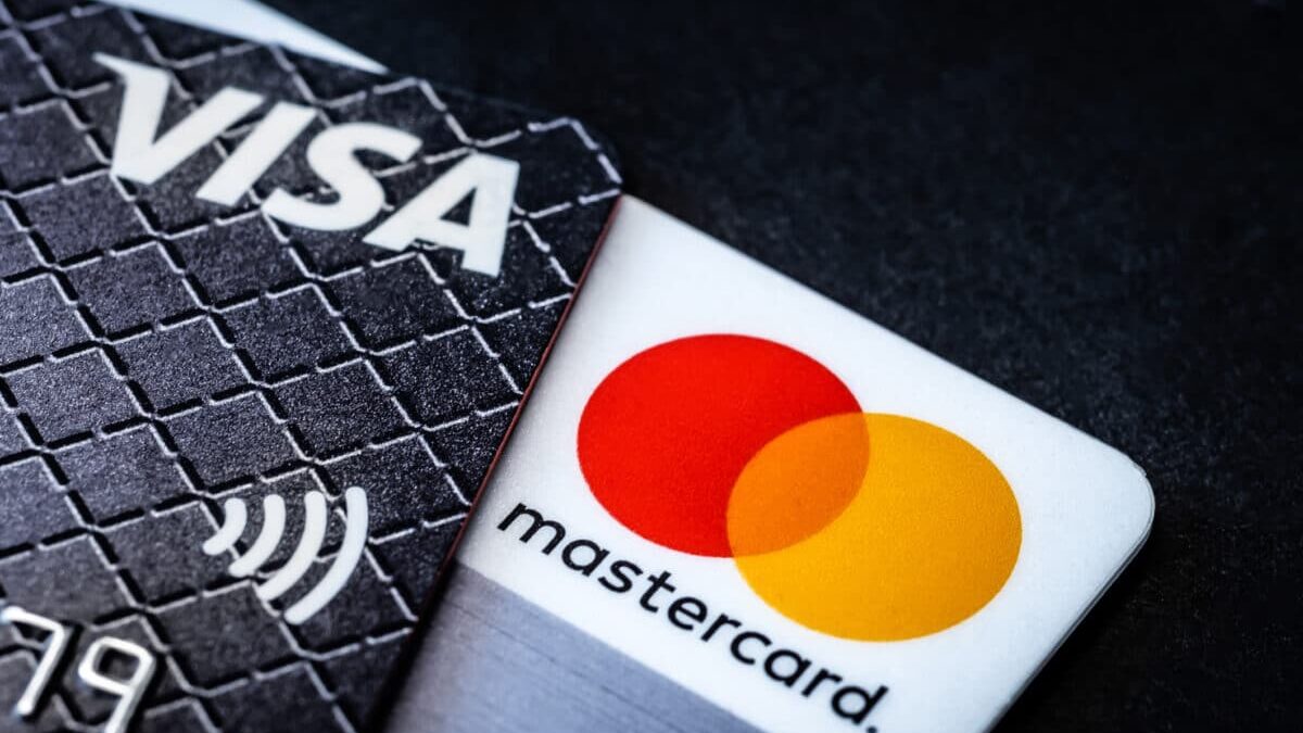 visa-mastercard-1200x799.jpg