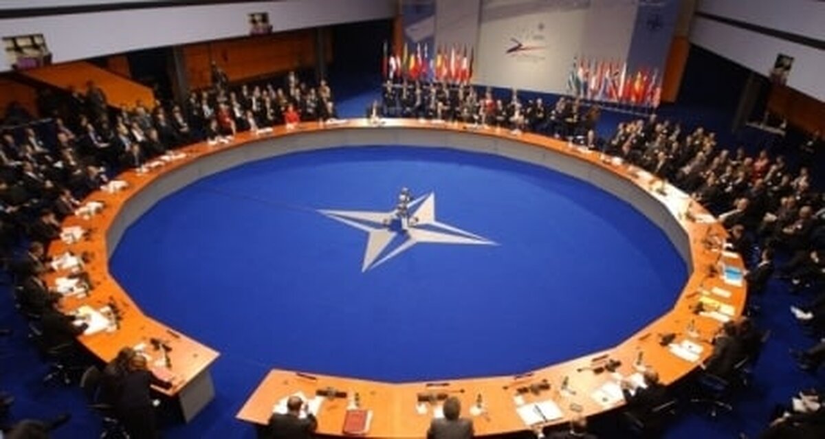 NATO: Viitorul Ucrainei depinde de consensul membrilor NATO, mai degrabă decât de influențele externe