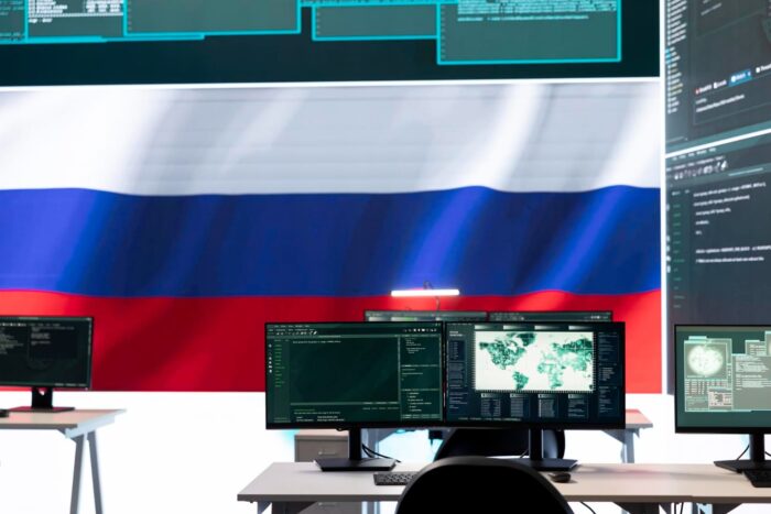 Banca centrala rusa reduce dobanda la 16 in timpul conferintei lui Putin