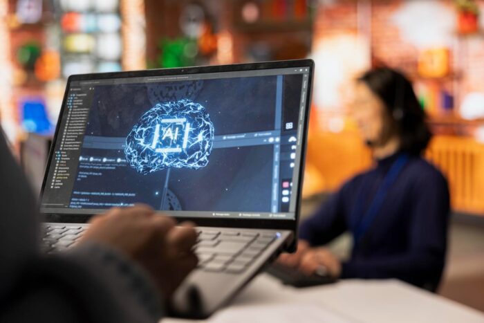 China impune reguli stricte pentru AI cu interactiune umana