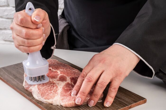 China reduce dramatic tarifele la carnea de porc