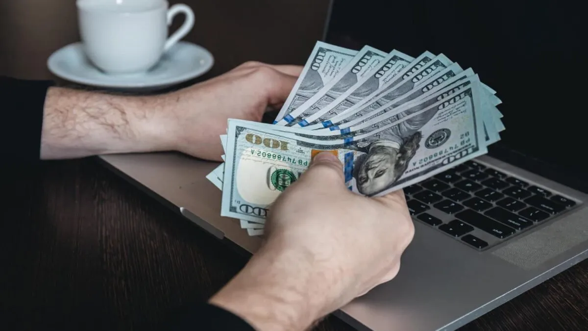 Freshworks-pregateste-achizitii-de-companii-AI-cu-rezerve-de-800-milioane-dolari.jpg