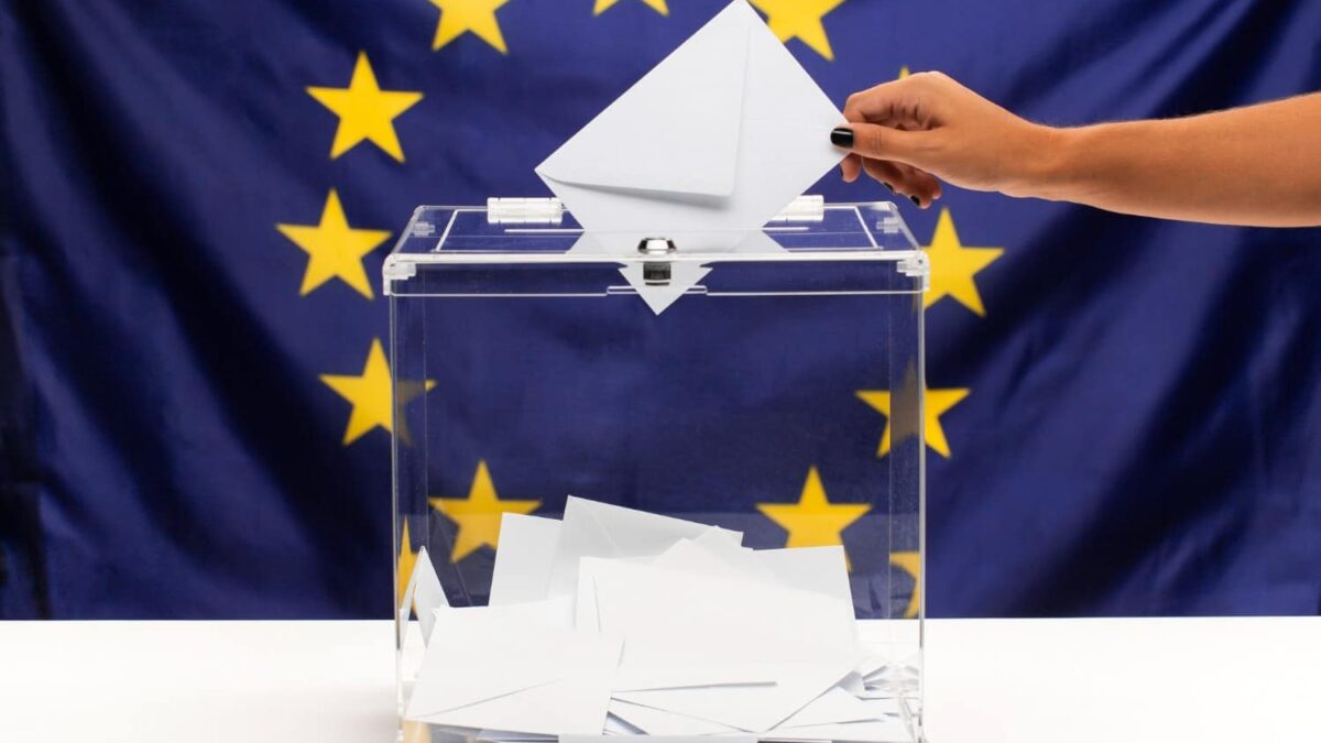Uniunea Europeană caută soluții pentru eliminarea veoturilor exercitate de Ungaria și Slovacia UE cauta solutii pentru a elimina voturile nationale