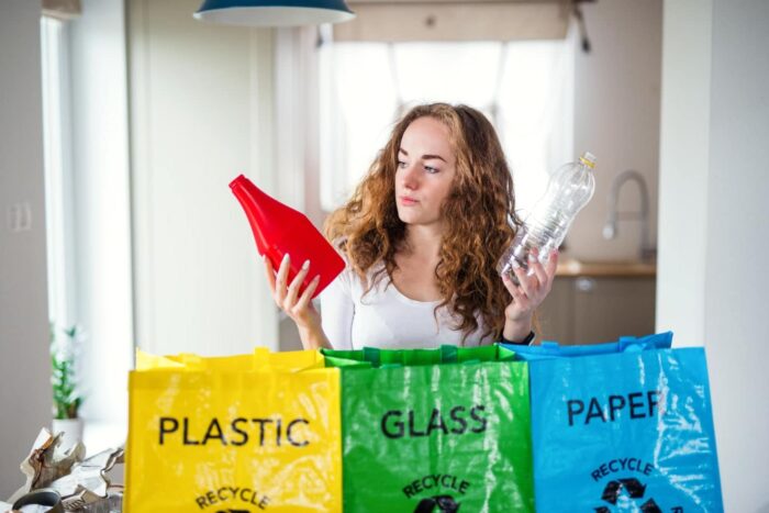 UE pregateste verificari ale importurilor ieftine de plastic