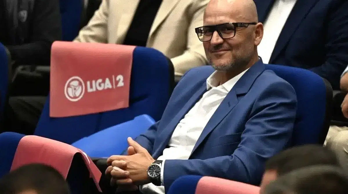adrian mititelu si misterul simbolurilor din vestiarul de la craiova.webp