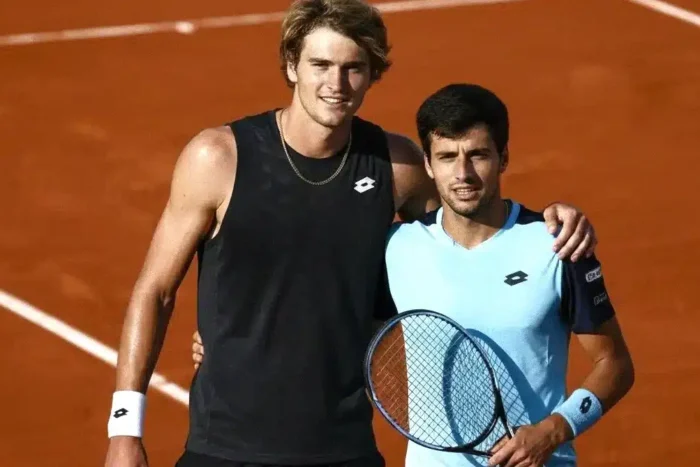 bernabe zapata miralles ia o decizie neasteptata dupa o perioada dificila in tenis.webp