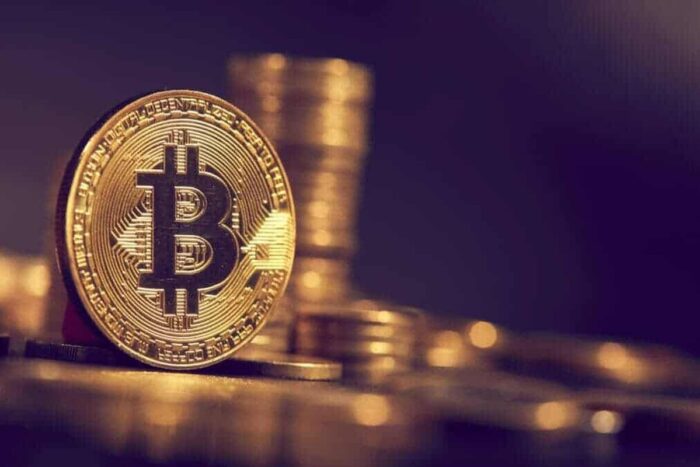 Declinul criptomonedelor în SUA: Studiul FINRA evidențiază scăderea apetitului pentru risc bitcoin cryptocurrencies perfect hedge covid 19 crisis